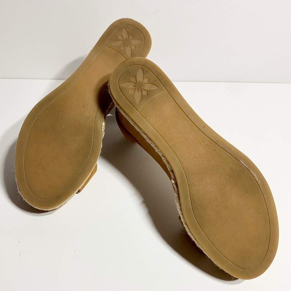 BCBGeneration Addie Wedge - Picture 6 of 6